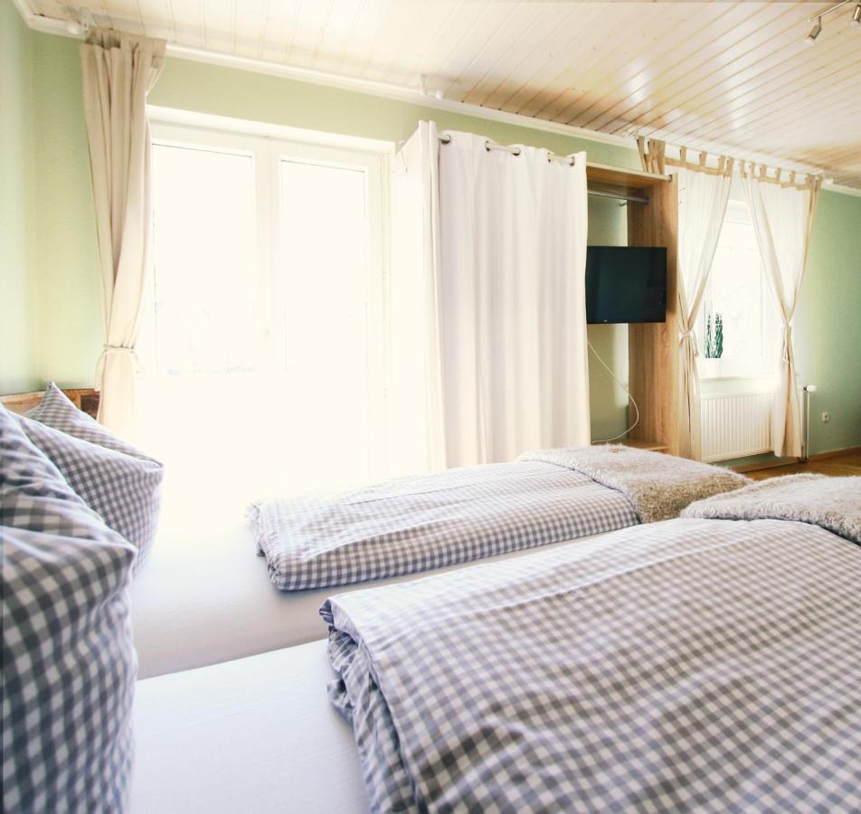 Haus Am Bach - Gemuetliche Pension Allershausen Eksteriør billede